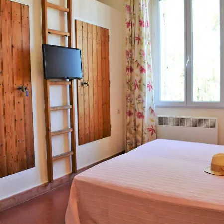 Maison Le Lavandou, 4 Pieces, 6 Personnes - Fr-1-251-325 Le Lavandou
