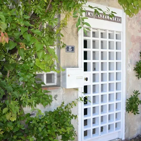Maison Le Lavandou, 4 Pieces, 6 Personnes - Fr-1-251-325 *